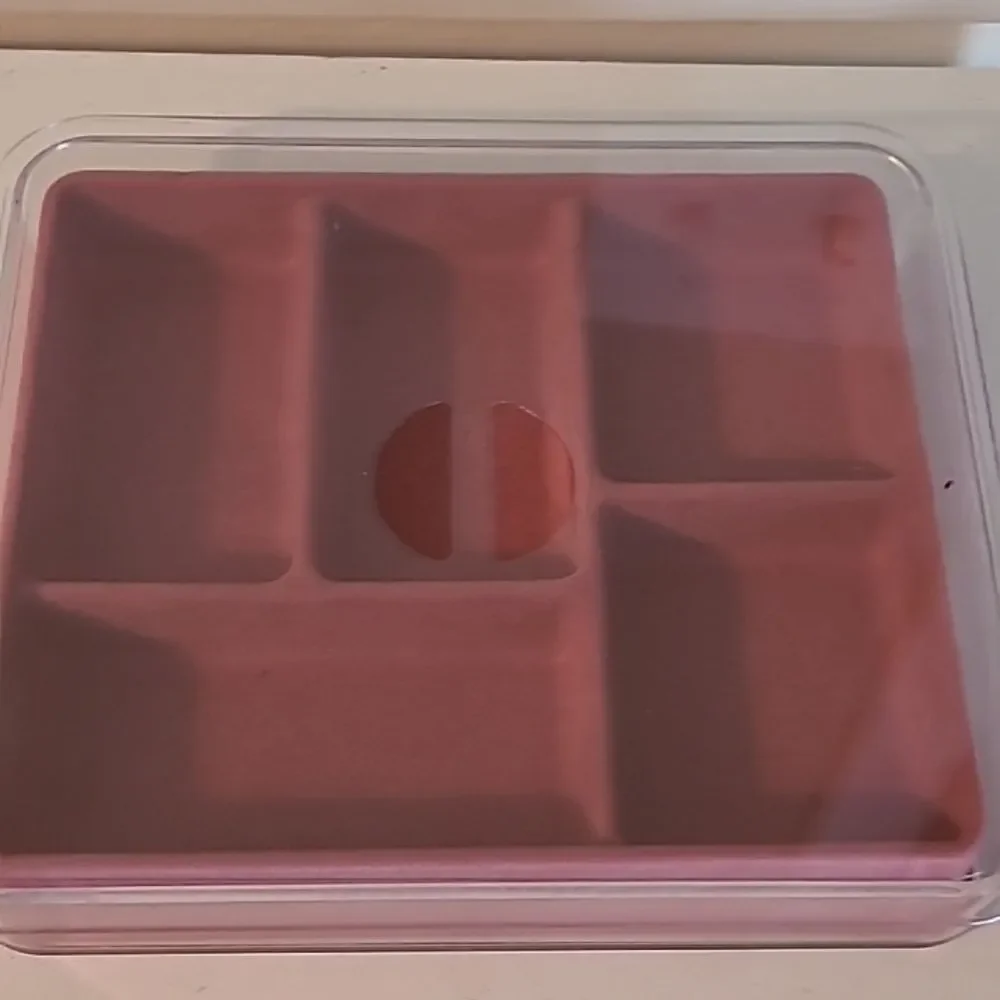 unknown stylish storage